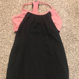 Lululemon tank & built in sports bra ( not padded)